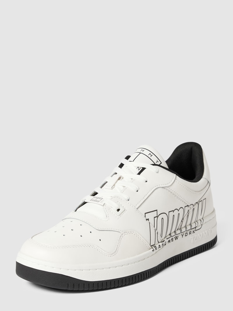 Sneaker mit Label-Print in weiß