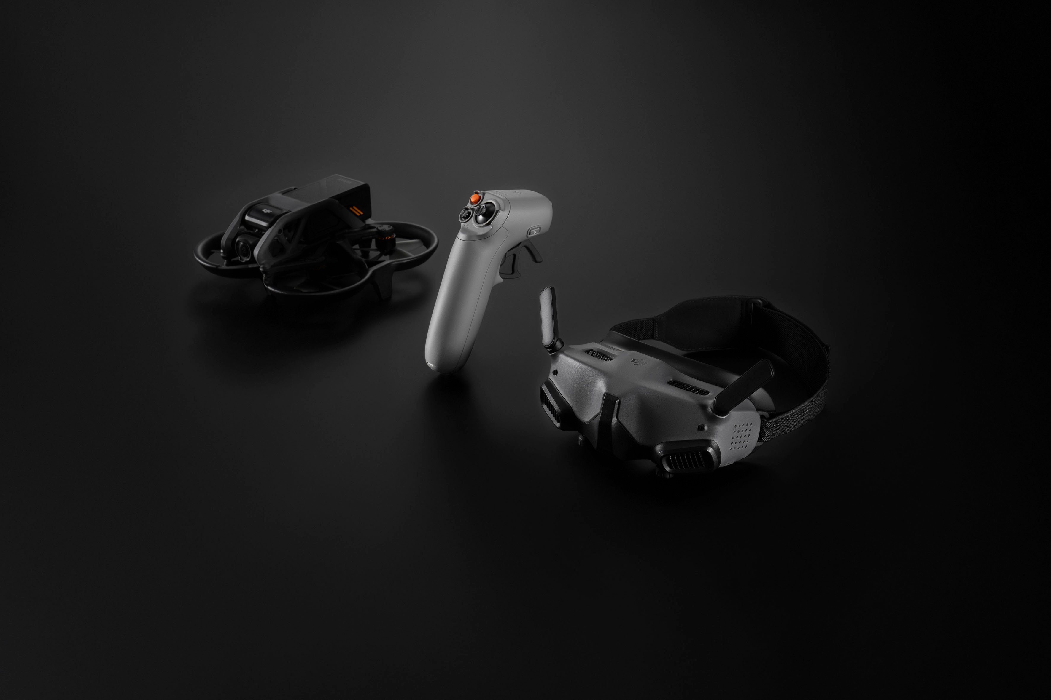 DJI Avata Pro-View Combo (DJI RC MOTION 2) Drohne (4K Ultra HD)