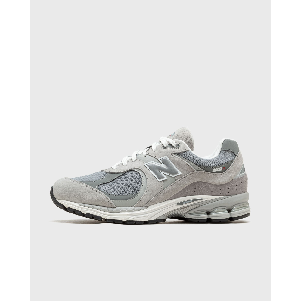 New Balance 2002R Gore TEX M2002RXJ / grau
