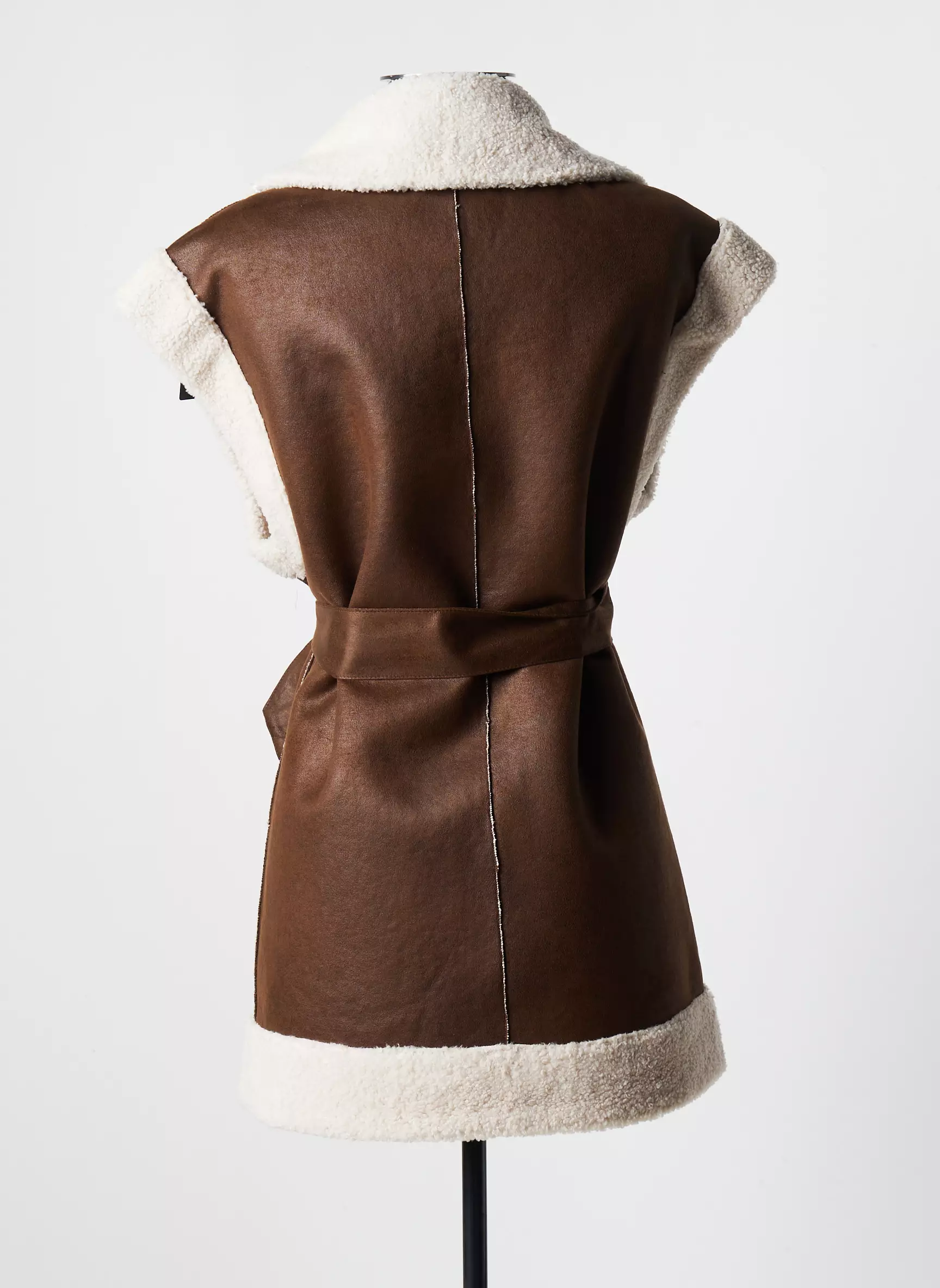K Design Gilets Manches Courtes Femme couleur marron