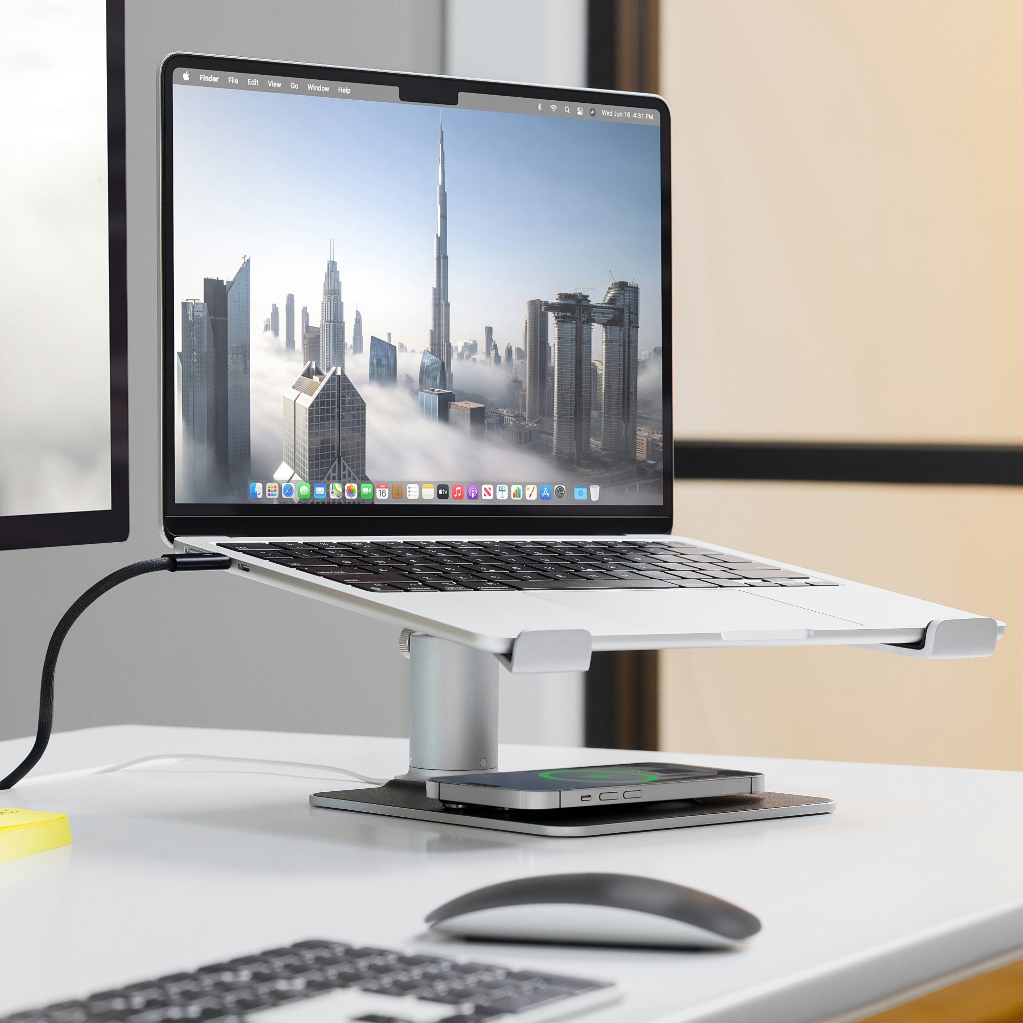 Twelve South HiRise Pro - Verstellbarer MacBook Ständer mit MagSafe Ladeschale Laptop-Ständer