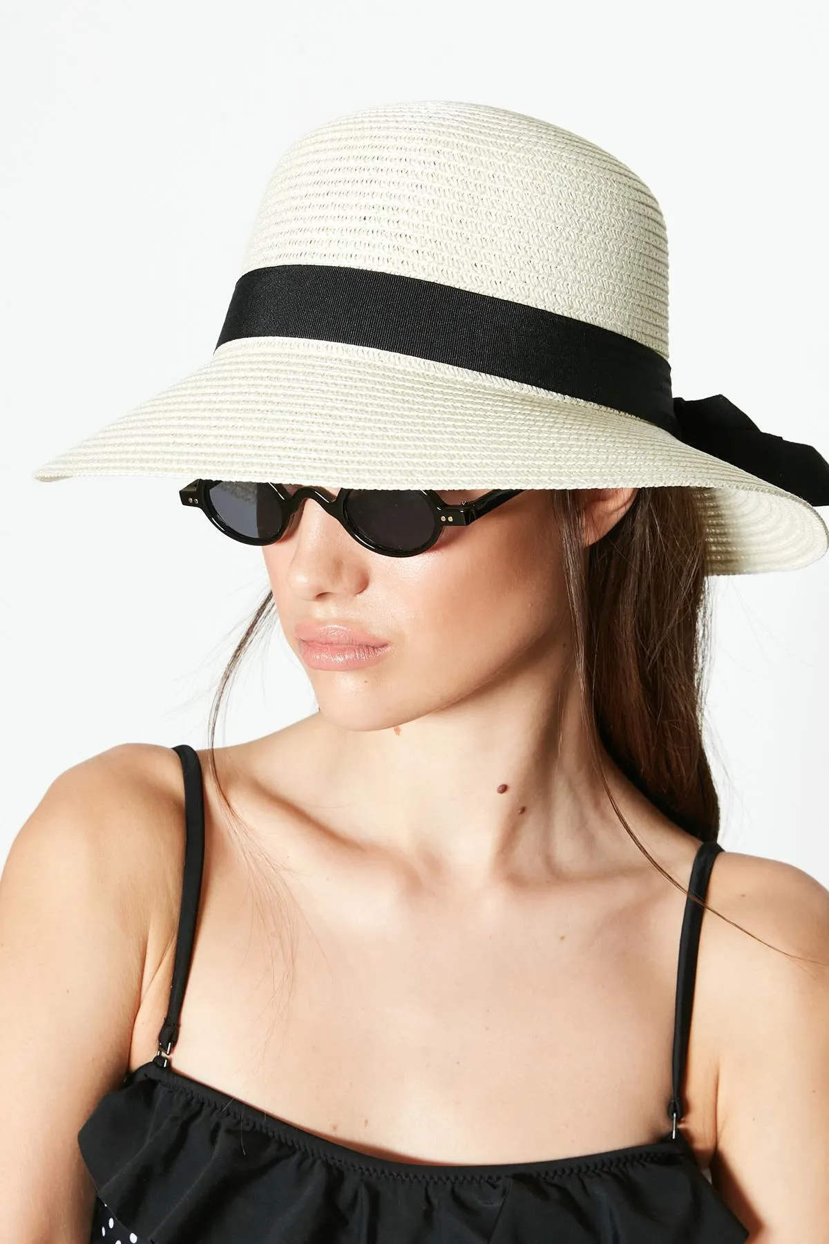 C&City  Strandhut aus Stroh mit kurzer Krempe Y23730-57 Creme
