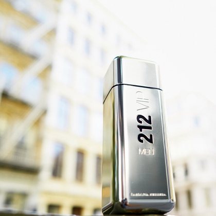 Carolina Herrera 212 VIP Men Eau de Toilette Spray