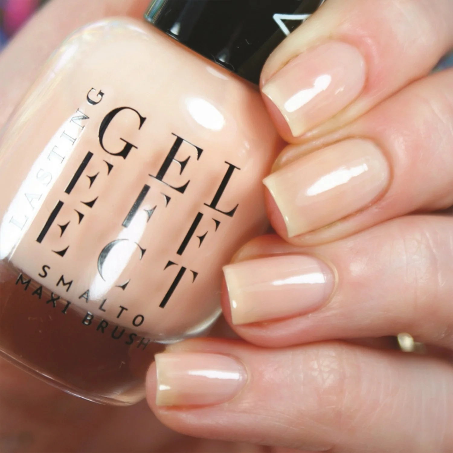 LANGANHALTENDE GEL-EFFEKT-Nägel – Nagellack mit Gel-Effekt
