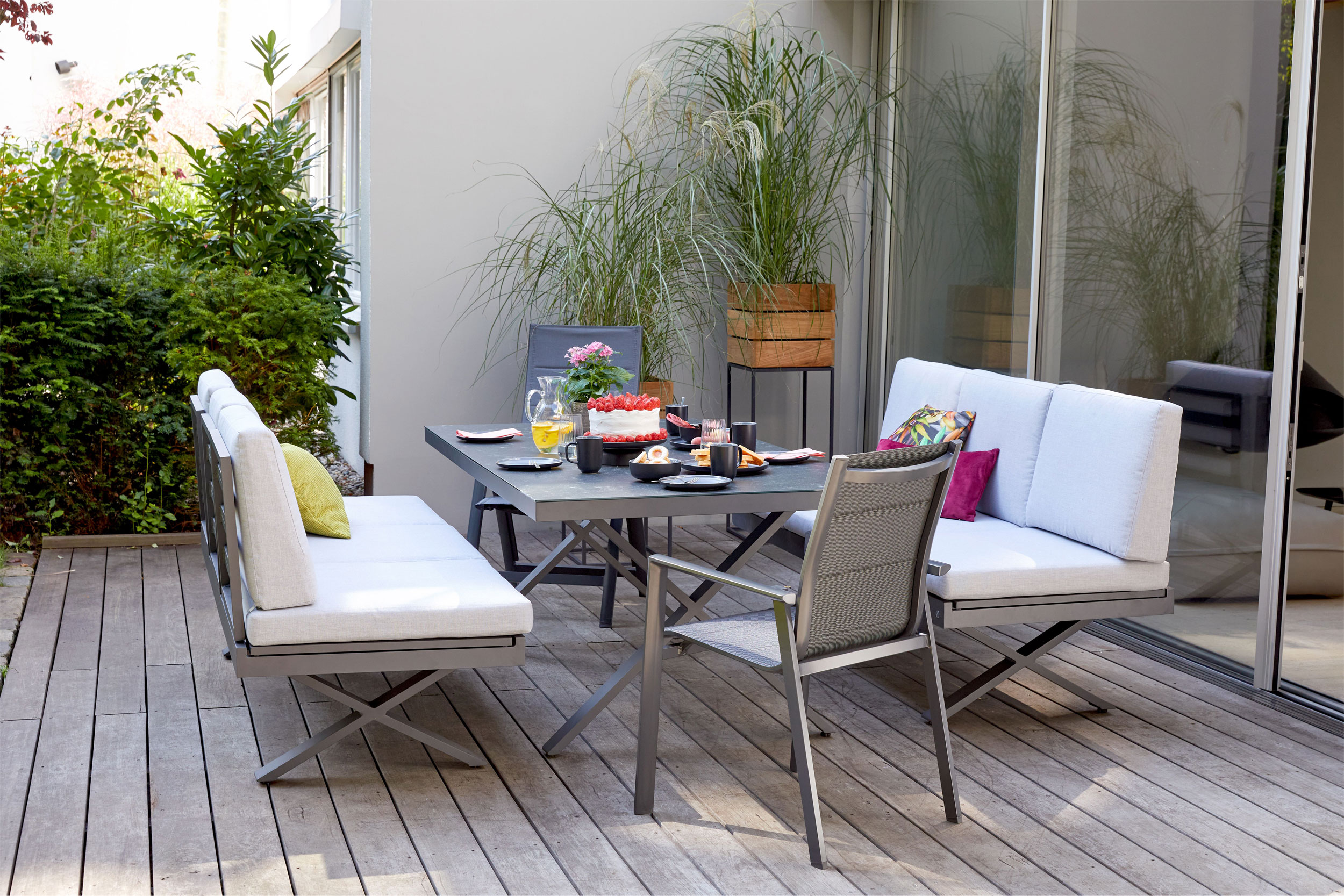 OUTDOORGartensofa Klappfunkt. links