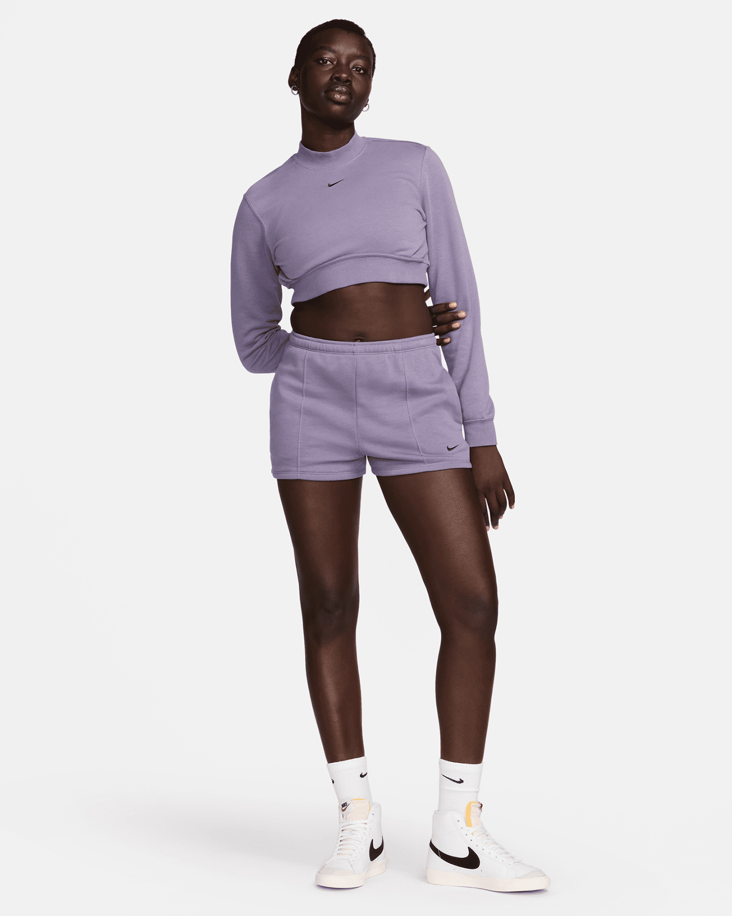 Pantaloncini Nike Basic 2in W FN2455-509