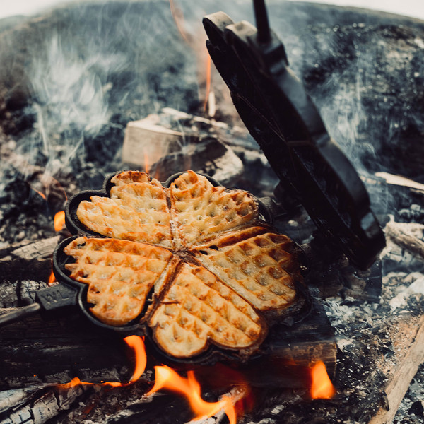 WAFFEL IRON