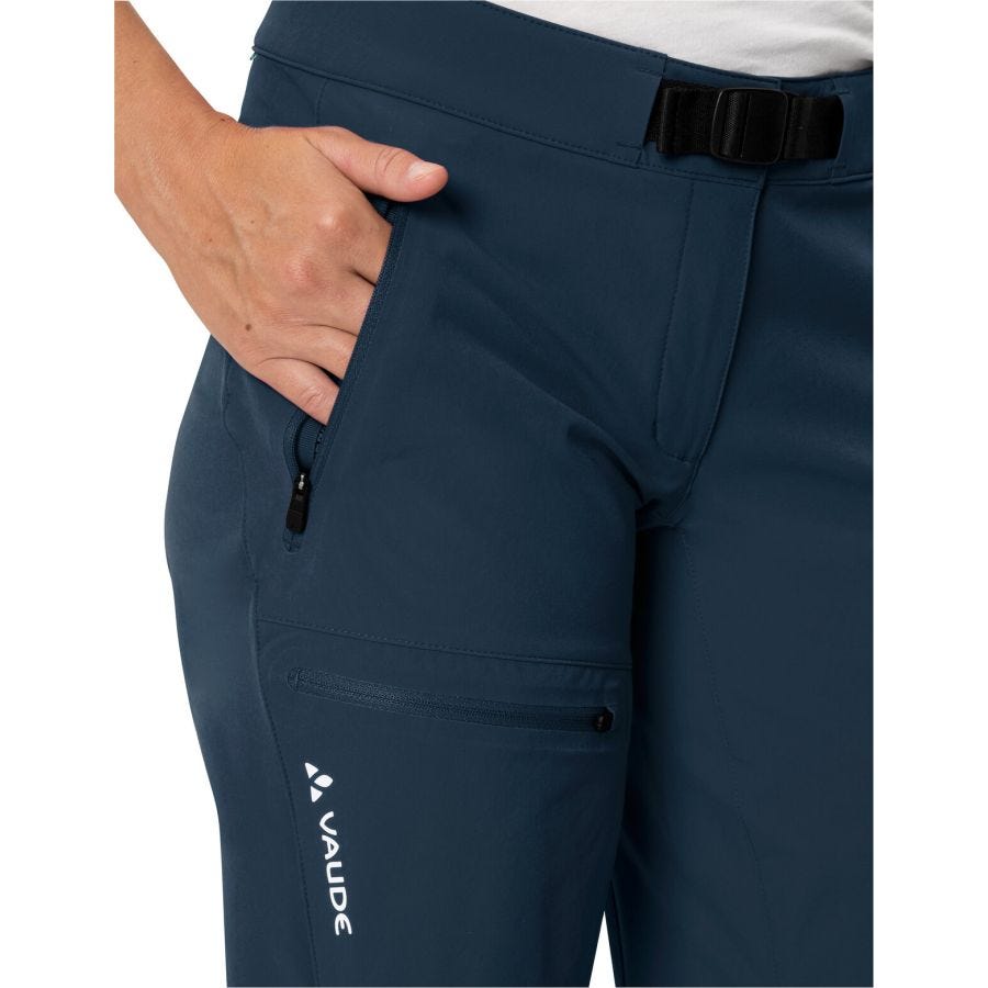 Badile Shorts Damen