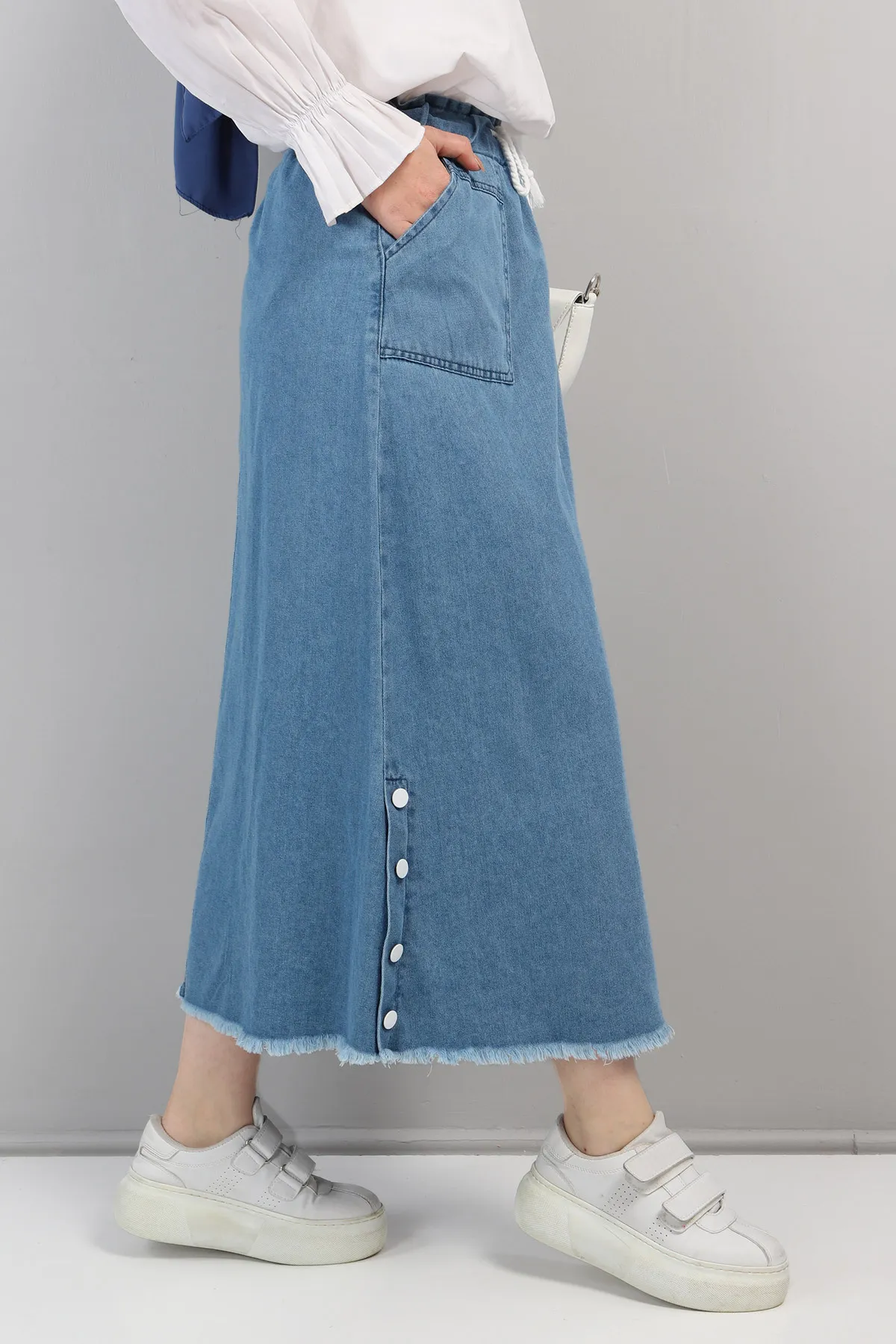 Tesettür Dünyası  Jeansrock mit ausgestellten Seiten Tsd220431 Hellblau