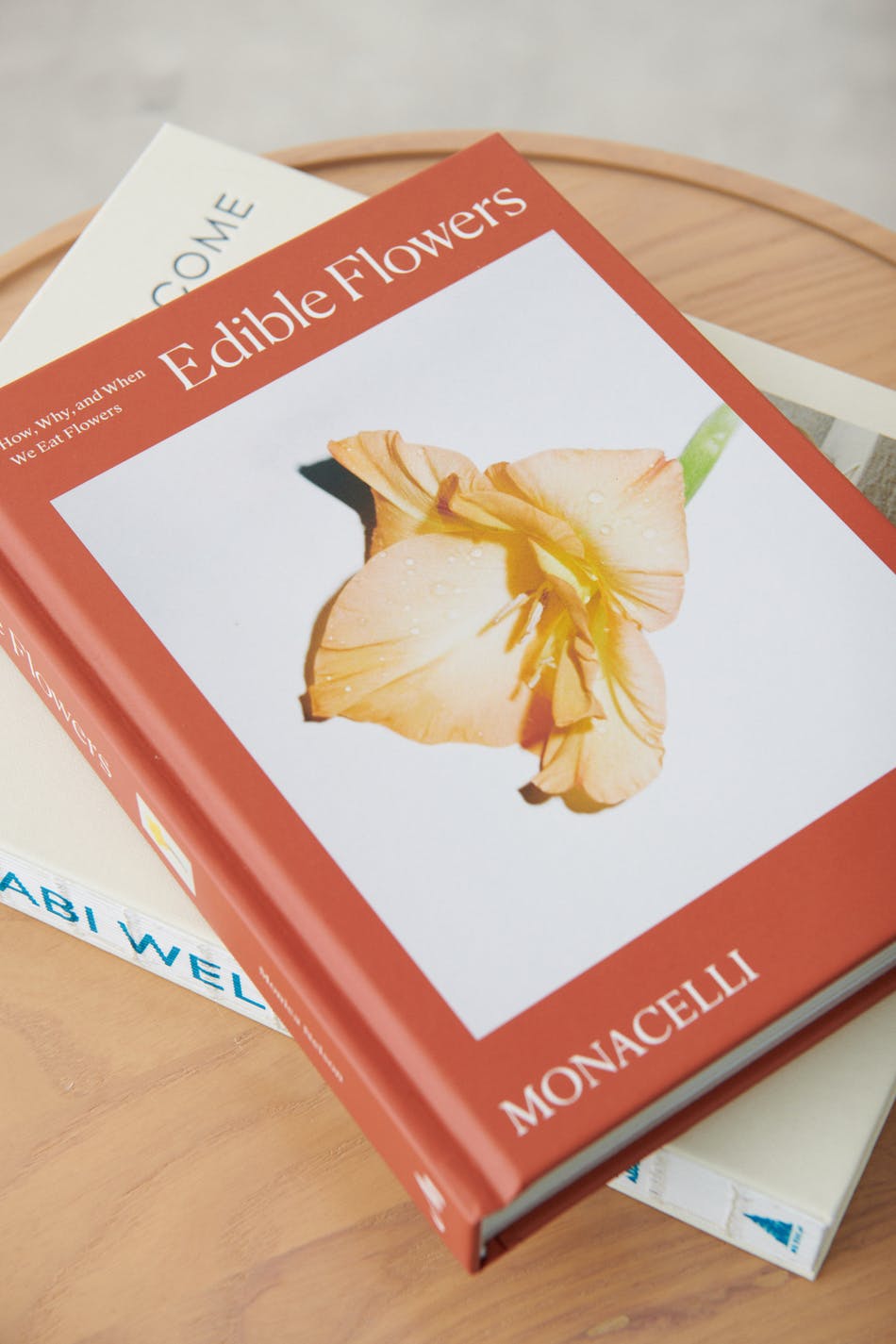 New mags edible flowers book