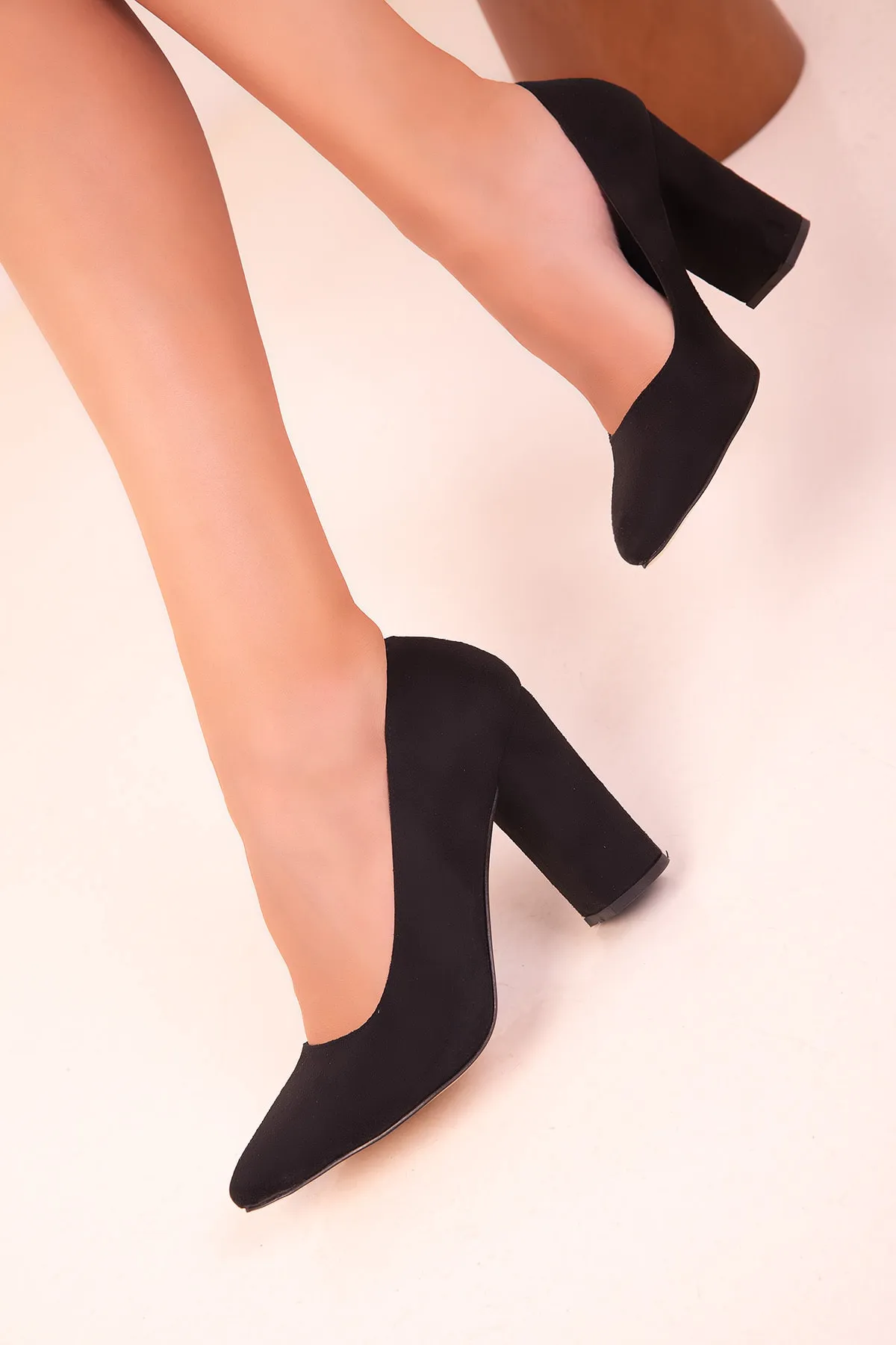 SOHO  Schwarze Wildleder-Schwarze Damen Klassische Schuhe mit Absatz 15313