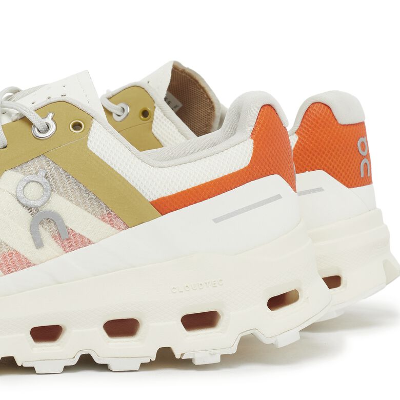 ON Wmns Cloudvista Exclusive ivory/bronze