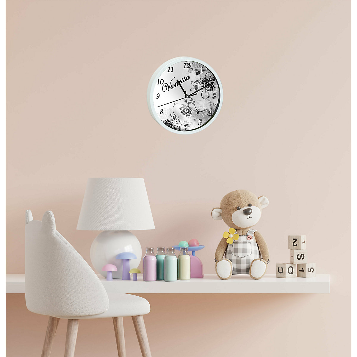 Kinder Wanduhr laufruhig personalisiert mit Name Blumenranke Schwarz