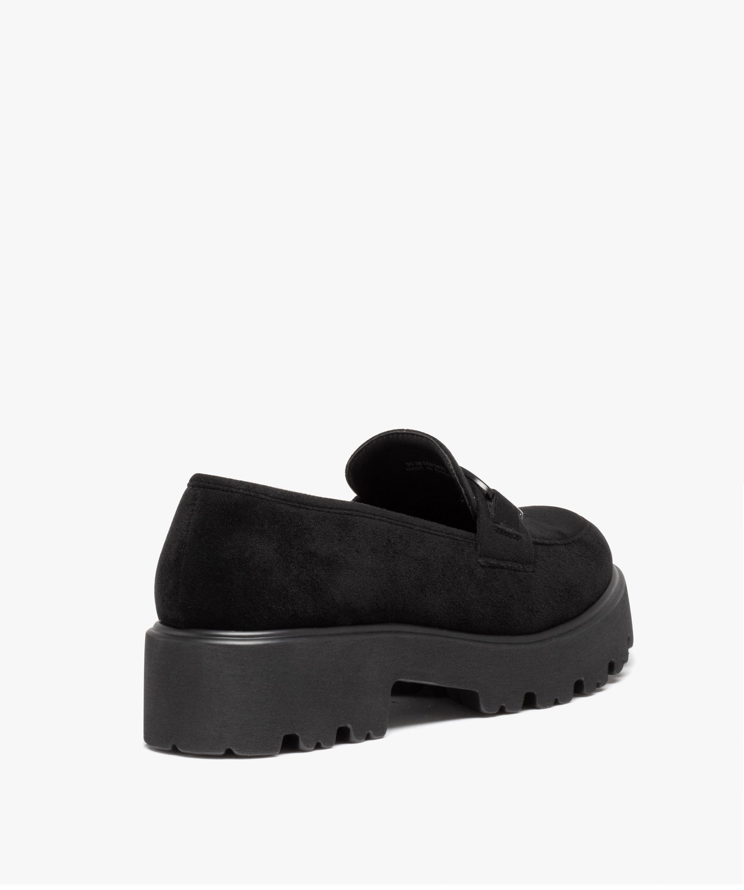 Mocassins unis en suédine à semelle crantée et bout amande beige clair | GEMO