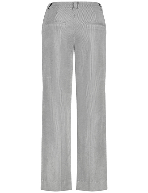 Cordhose mit weitem Bein