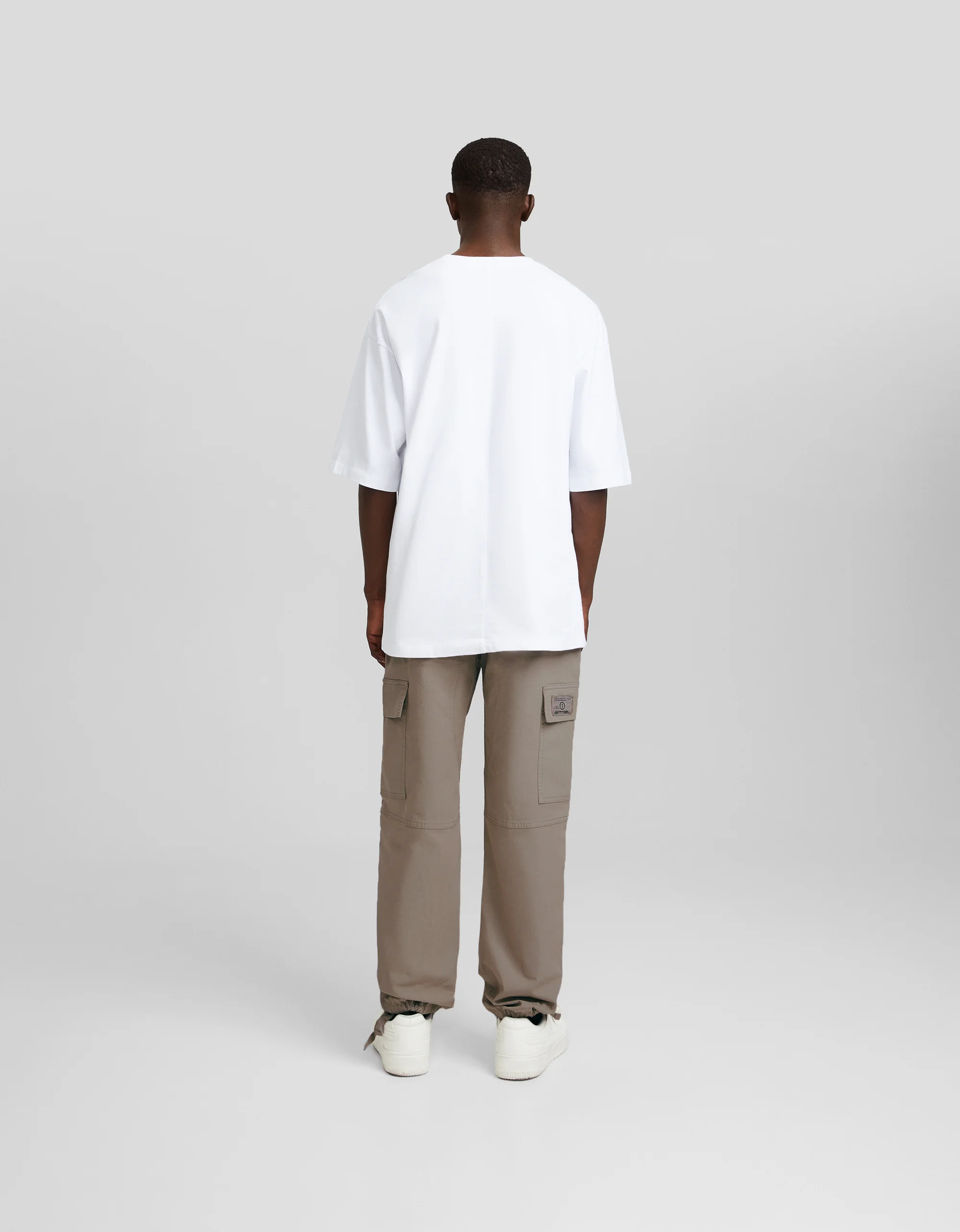 Bershka ANCHO - Pantalones cargo