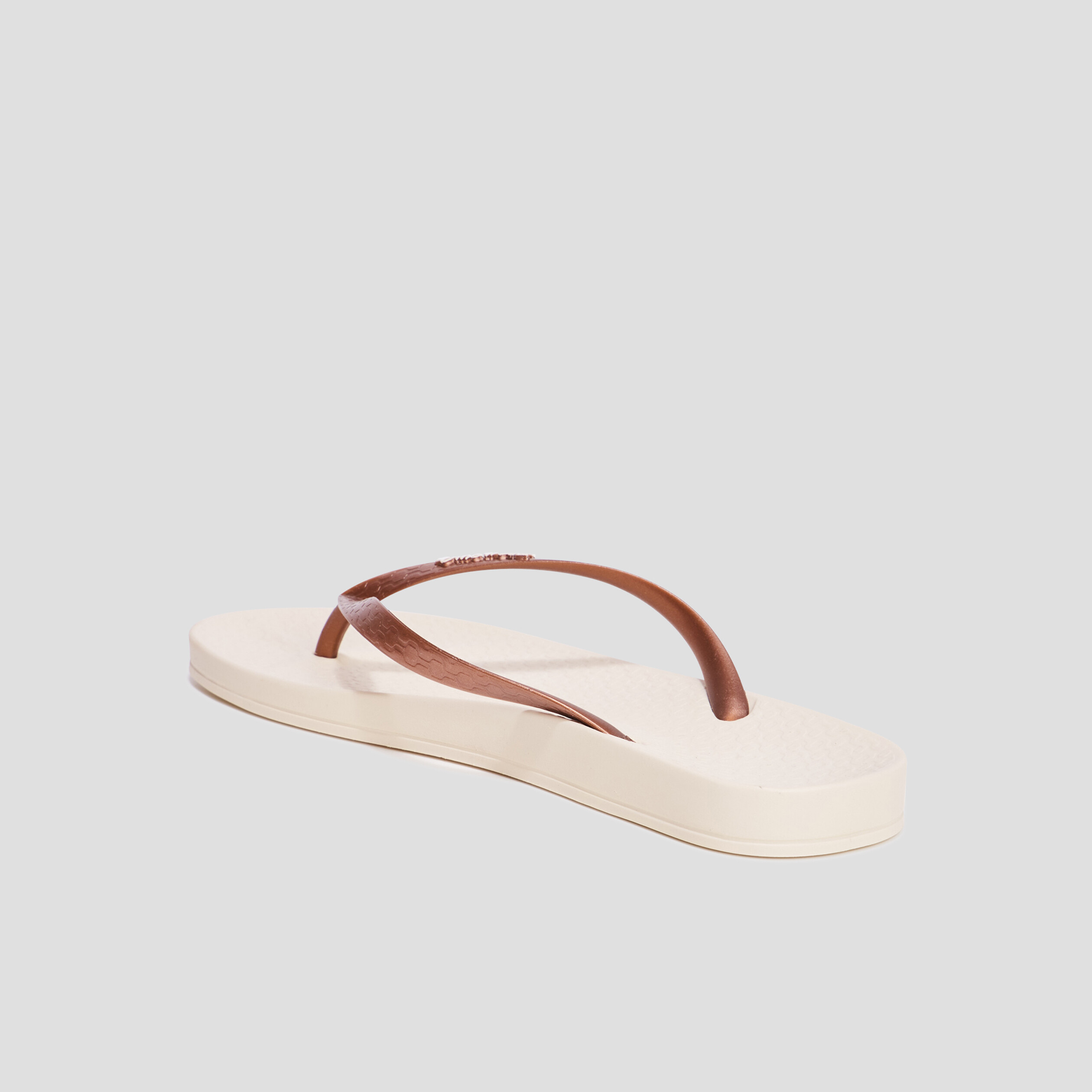 Tongs Ipanema sable femme | La Halle
