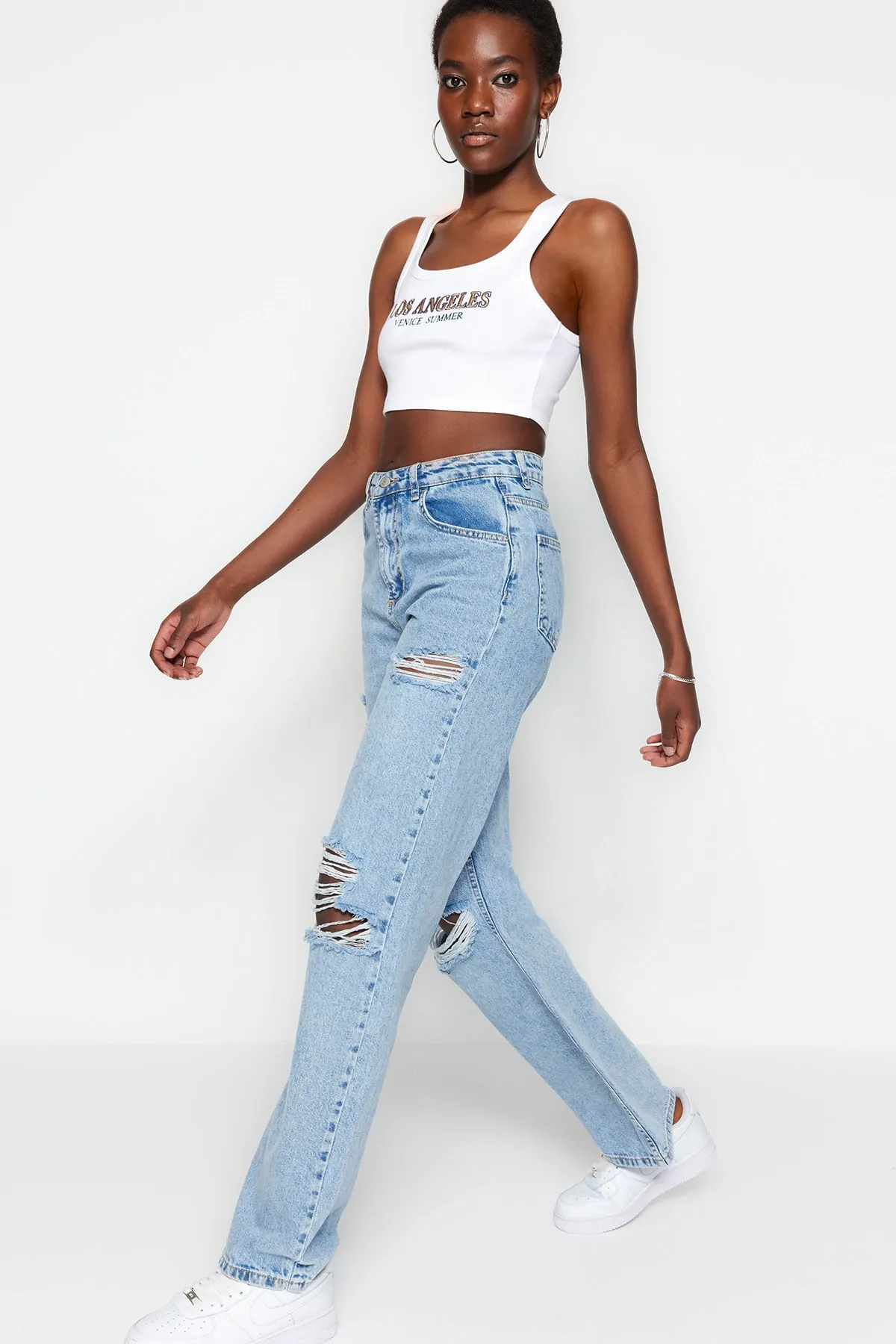 Trendyol Collection  Blaue Palazzo-Jeans mit Schlitzdetail und hoher Taille TWOSS23JE00103