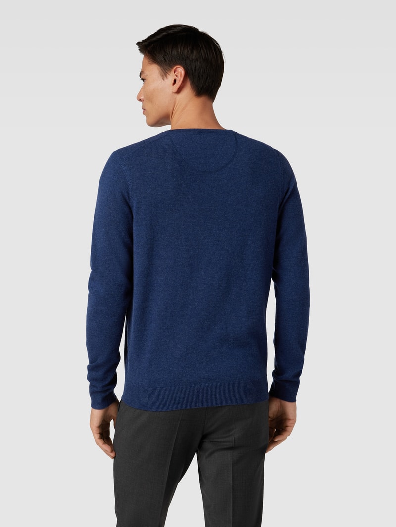 Strickpullover mit Logo-Stitching in marineblau meliert