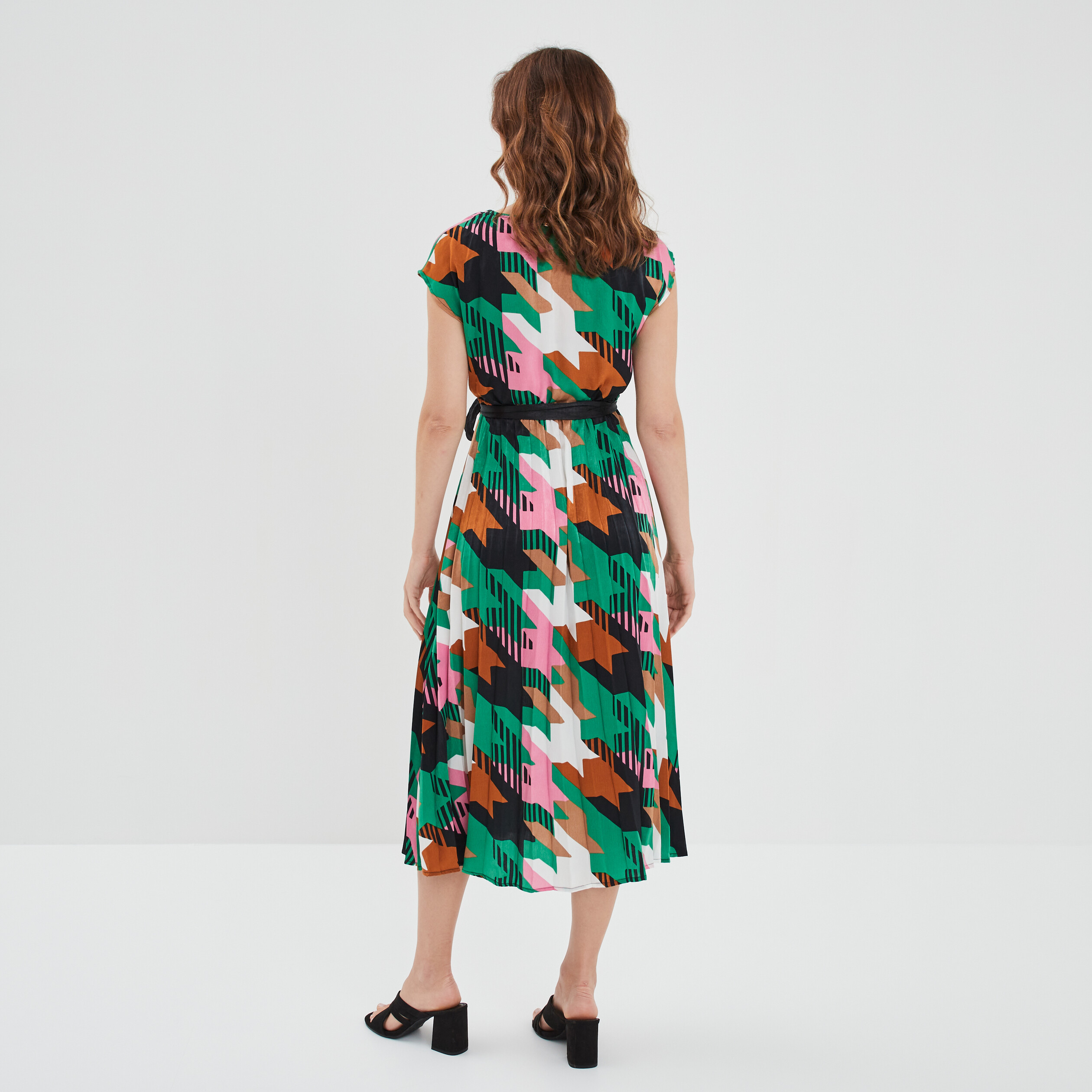 Robe longue évasée plissée et ceinturée ecru femme | La Halle