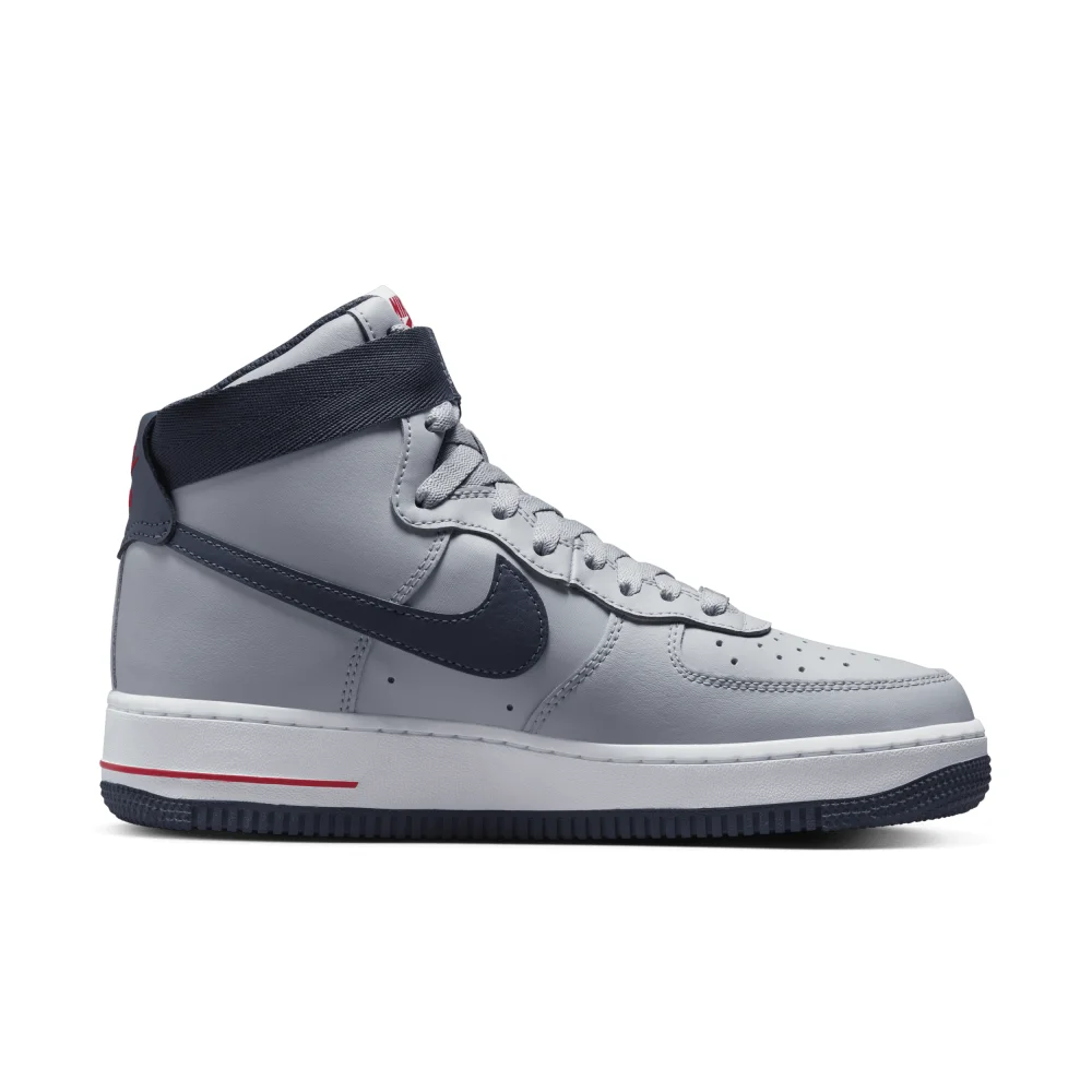 Nike Wmns Air Force 1 High QS Hi DZ7338-001 / grau