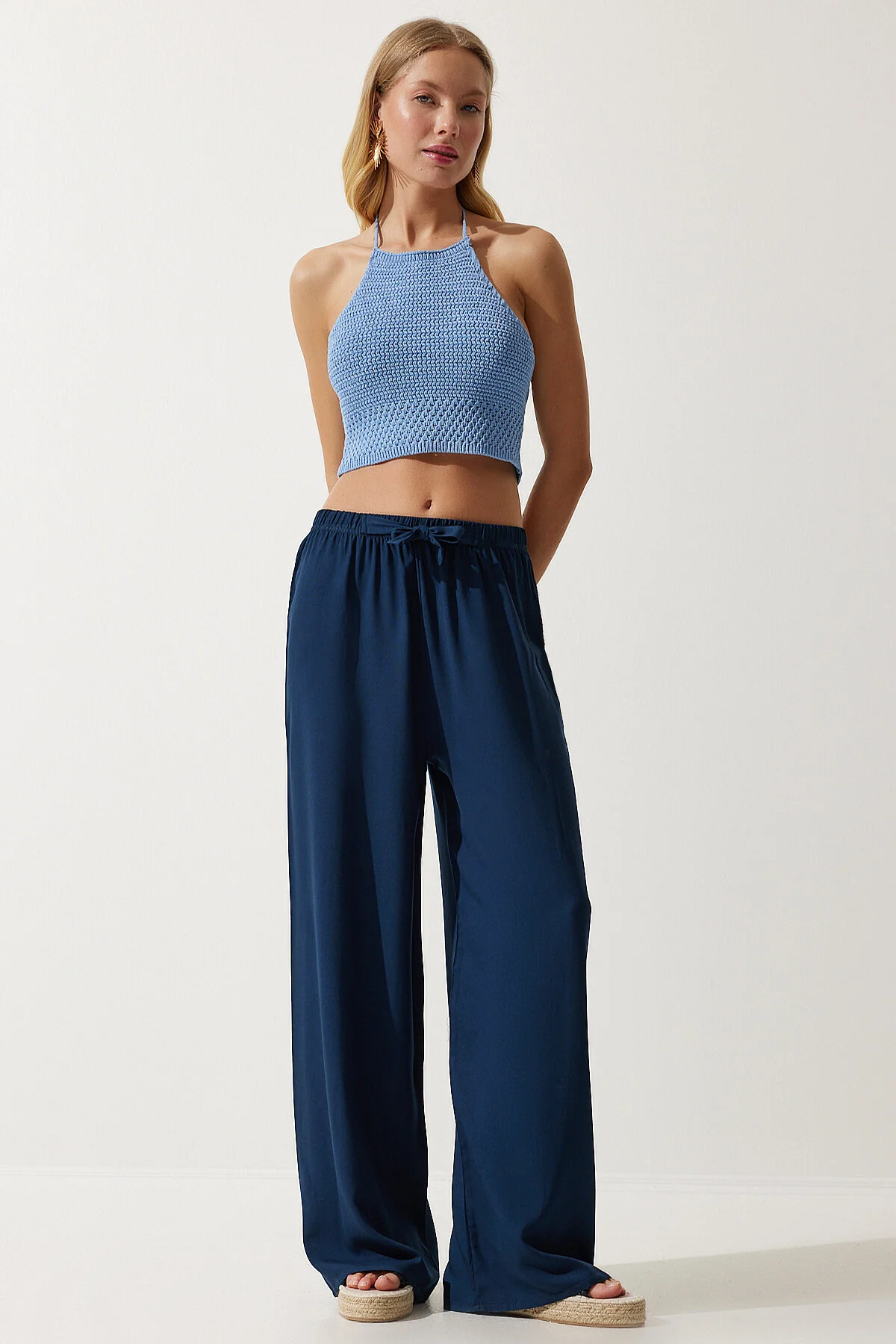 Happiness İstanbul  Marineblaue Palazzo-Hose aus Viskose für Damen im Sommer EN00610