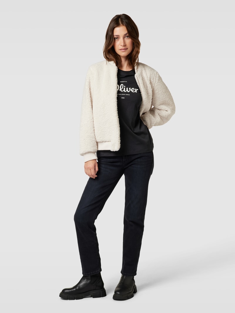 T-Shirt mit Label-Print in schwarz