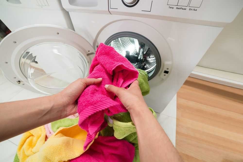 MAVURA CleanColor Waschmittel flüssig Flüssigwaschmittel Vollwaschmittel Colorwaschmittel (für bunte & schwarze Wäsche [1L)