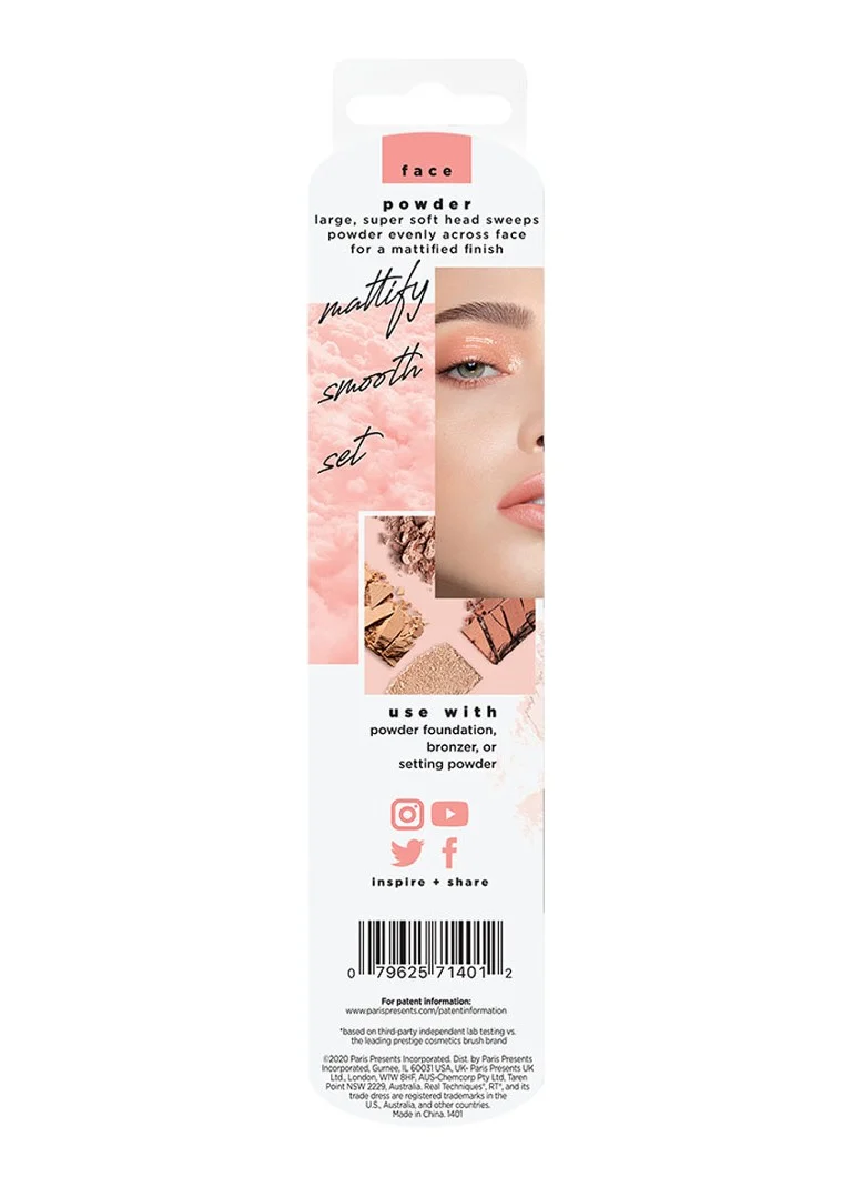 Real Techniques Powder Brush - makeup brush
