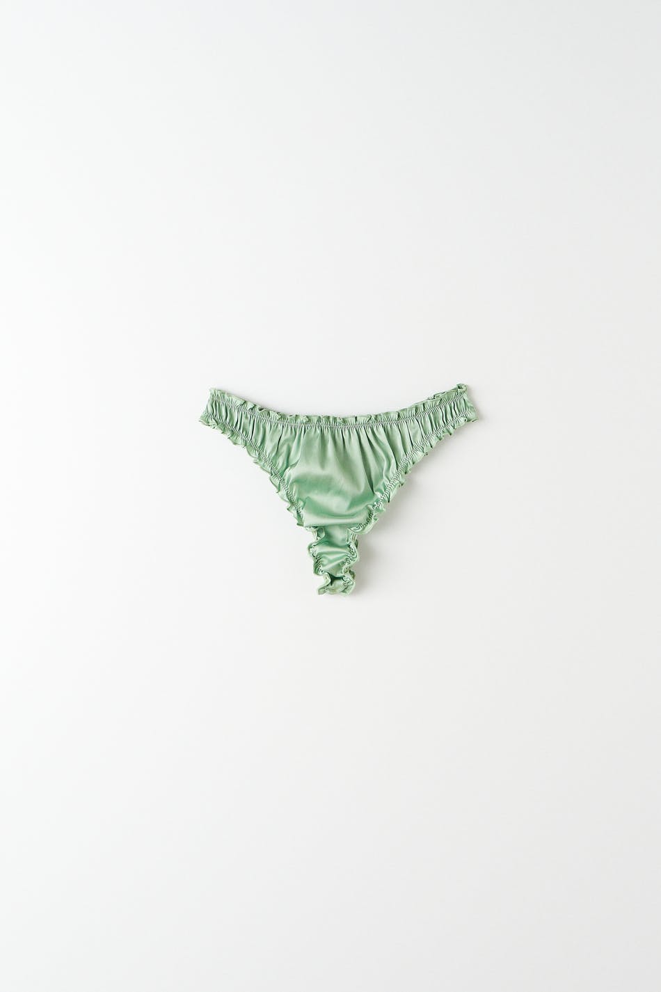 Eva satin string
