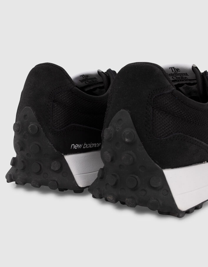 Sneakers NEW BALANCE 327 noires et blanches Femme