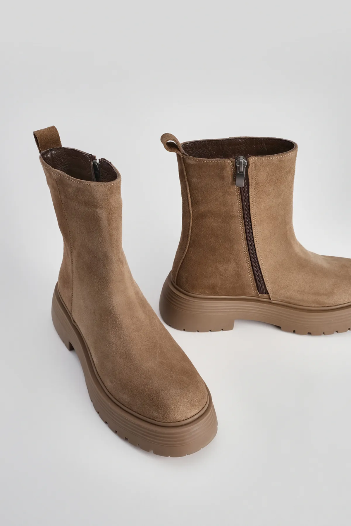 Marjin  Damen-Freizeitstiefel aus echtem Leder, dicke Sohle, umweltfreundliches Wildleder