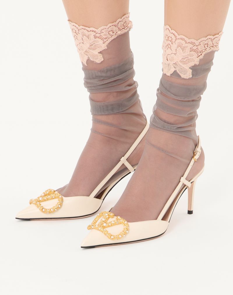 VLogo Signature slingback pumps i kalveskind med juvelbesat logo 80 mm