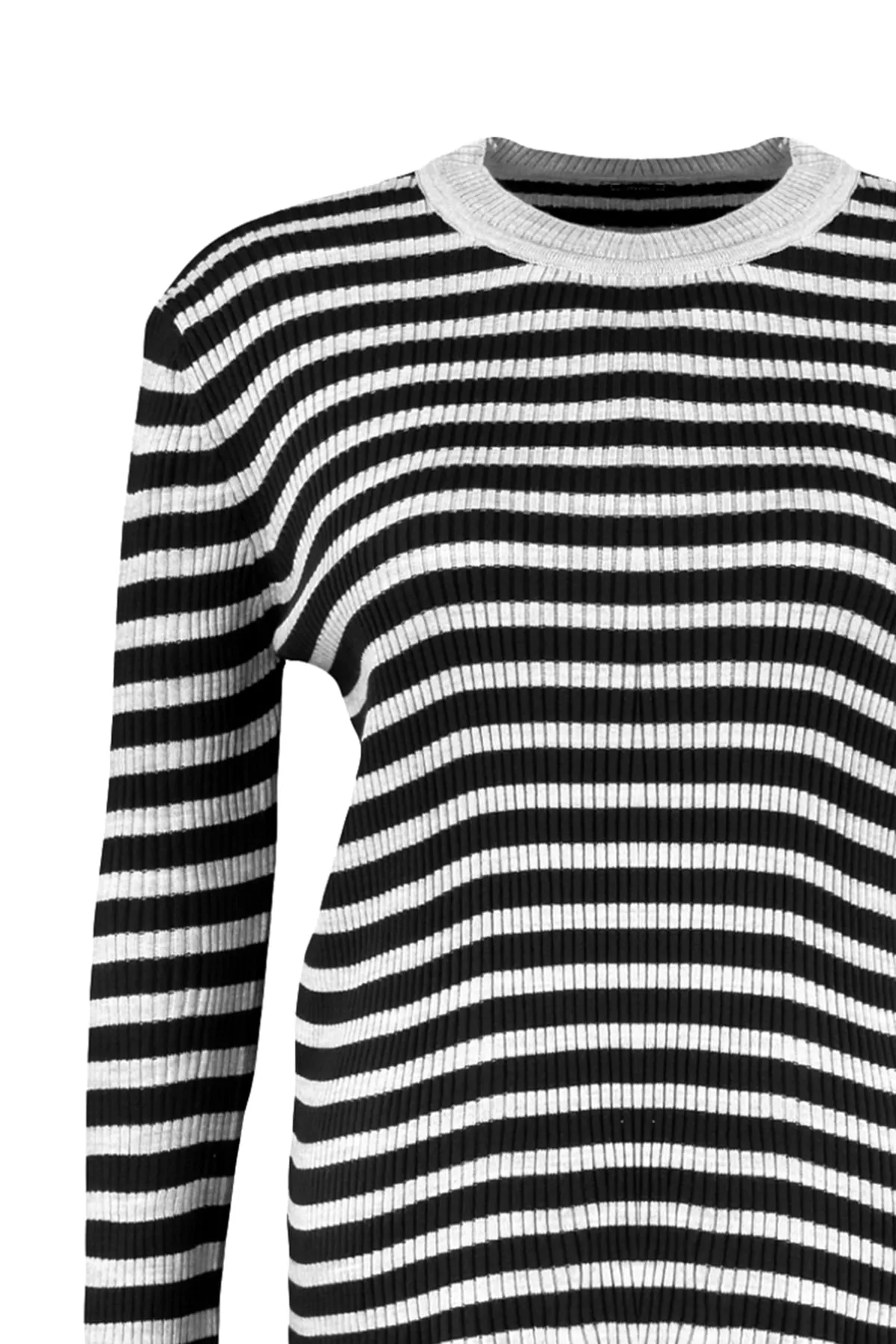 Trendyol Curve  Große Größen in Pullover  - Schwarz - Figurbetont