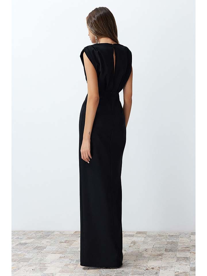 trendyol Kleid in Schwarz günstig kaufen