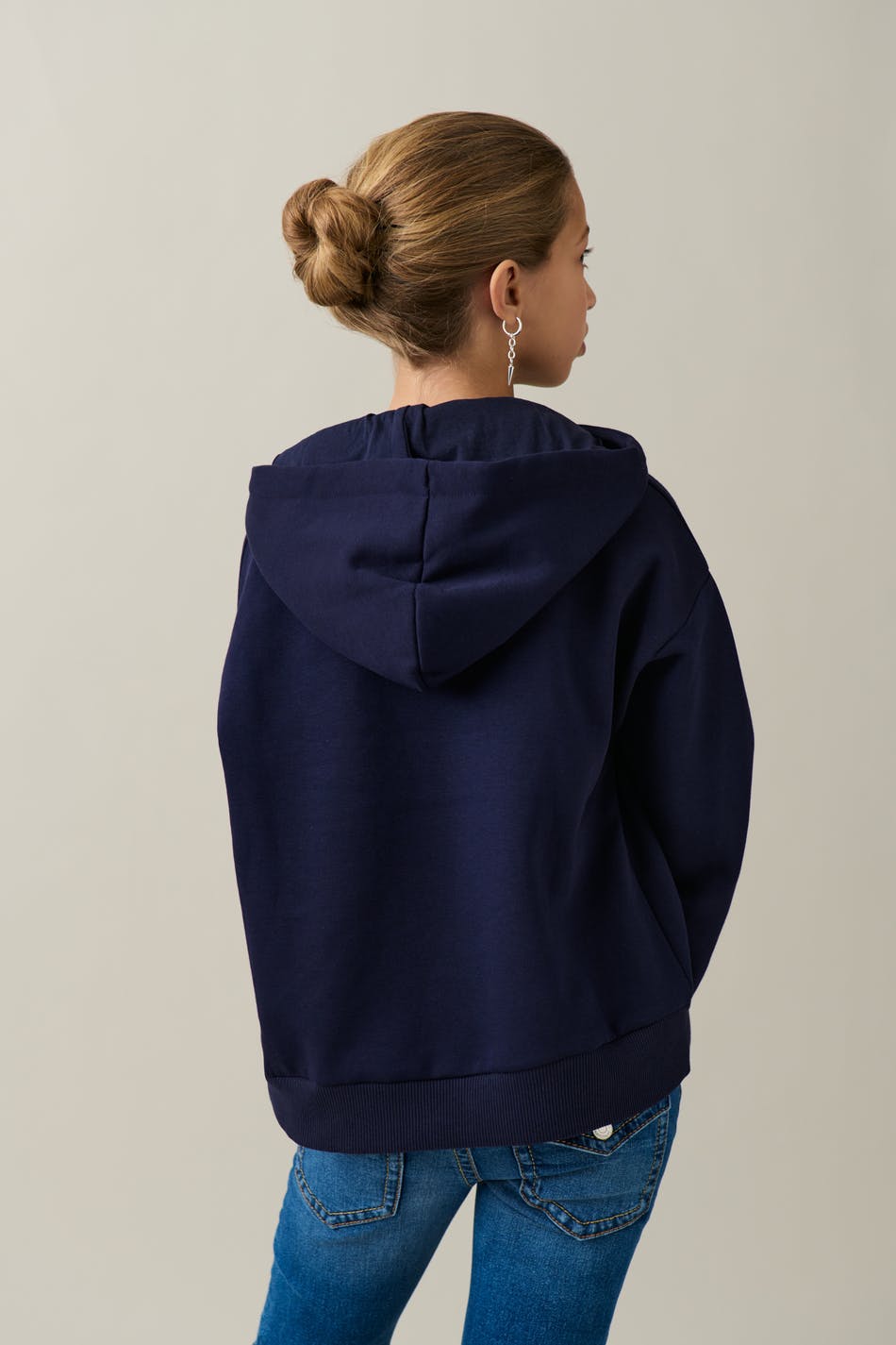 Y oversized hood