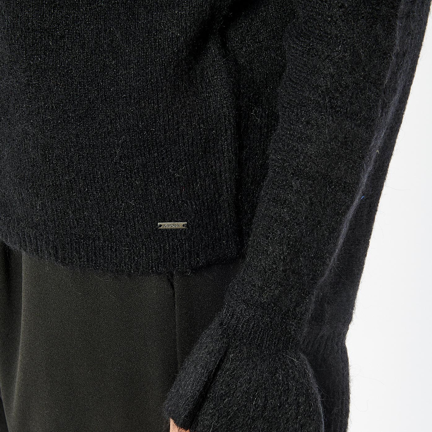 BLAKE  Pull noir femme
