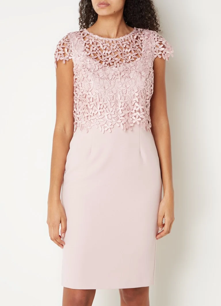 Rochie scurtă Daisy Phase Eight cu broderie și croială