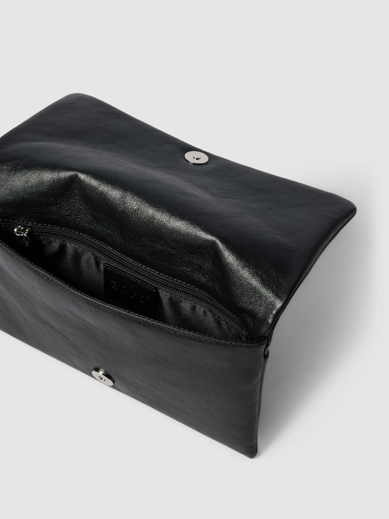 Clutch aus Leder Modell 'Mimosa' in metallic schwarz