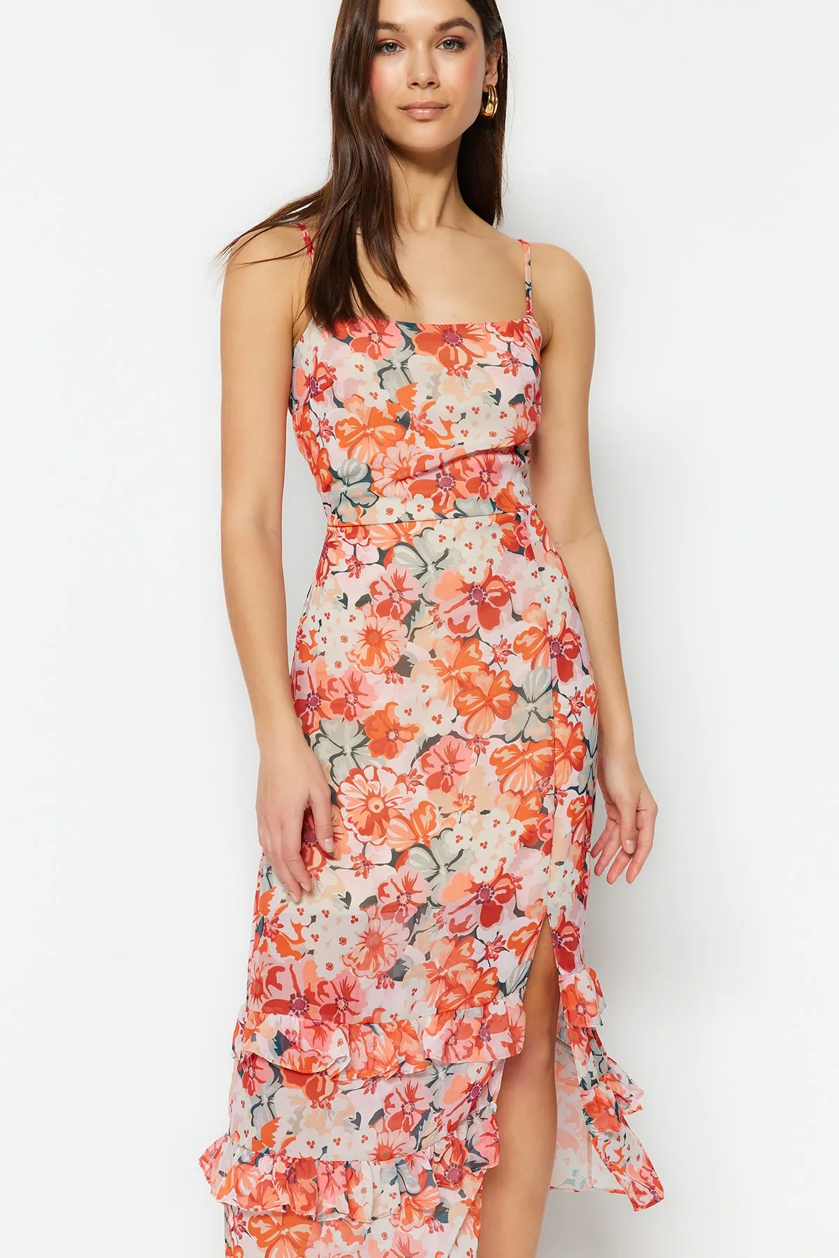 Trendyol Collection  Mehrfarbiges, gewebtes Midikleid in A-Linie/Glockenform mit Rüschendetail und Blumendruck TWOSS23EL01872