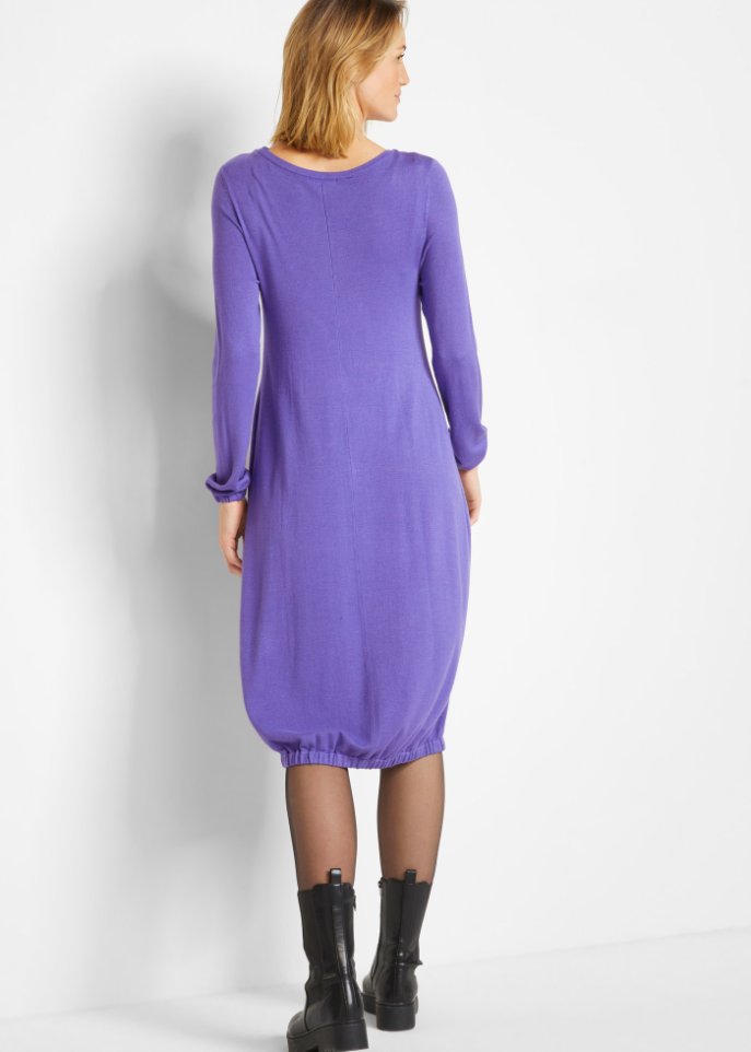Feinstrickkleid in O-Silhouette, knieumspielend