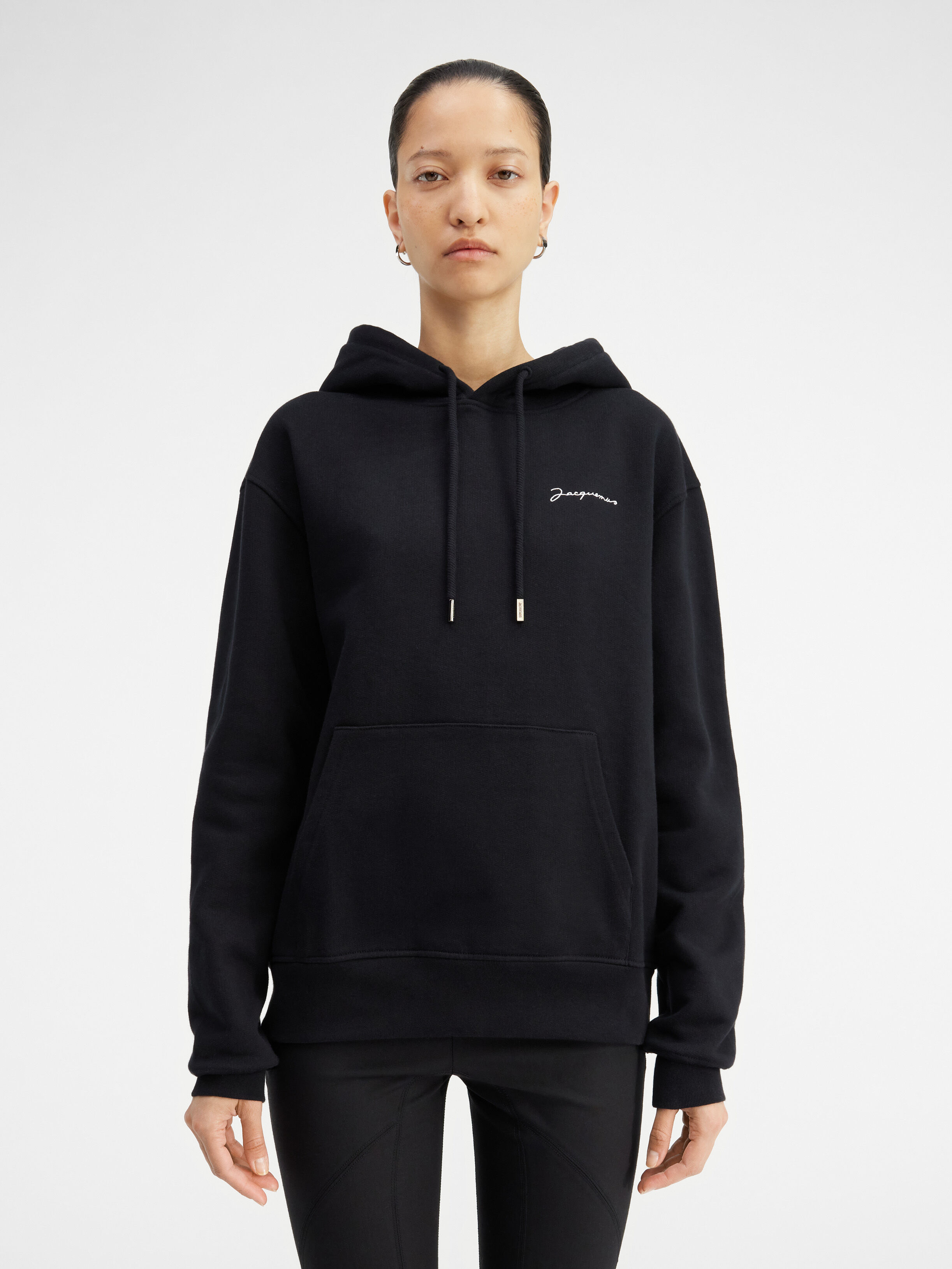 Le sweatshirt brodé