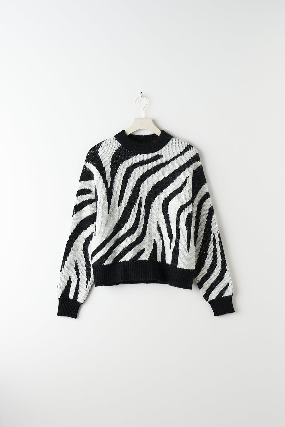 Lina knitted sweater