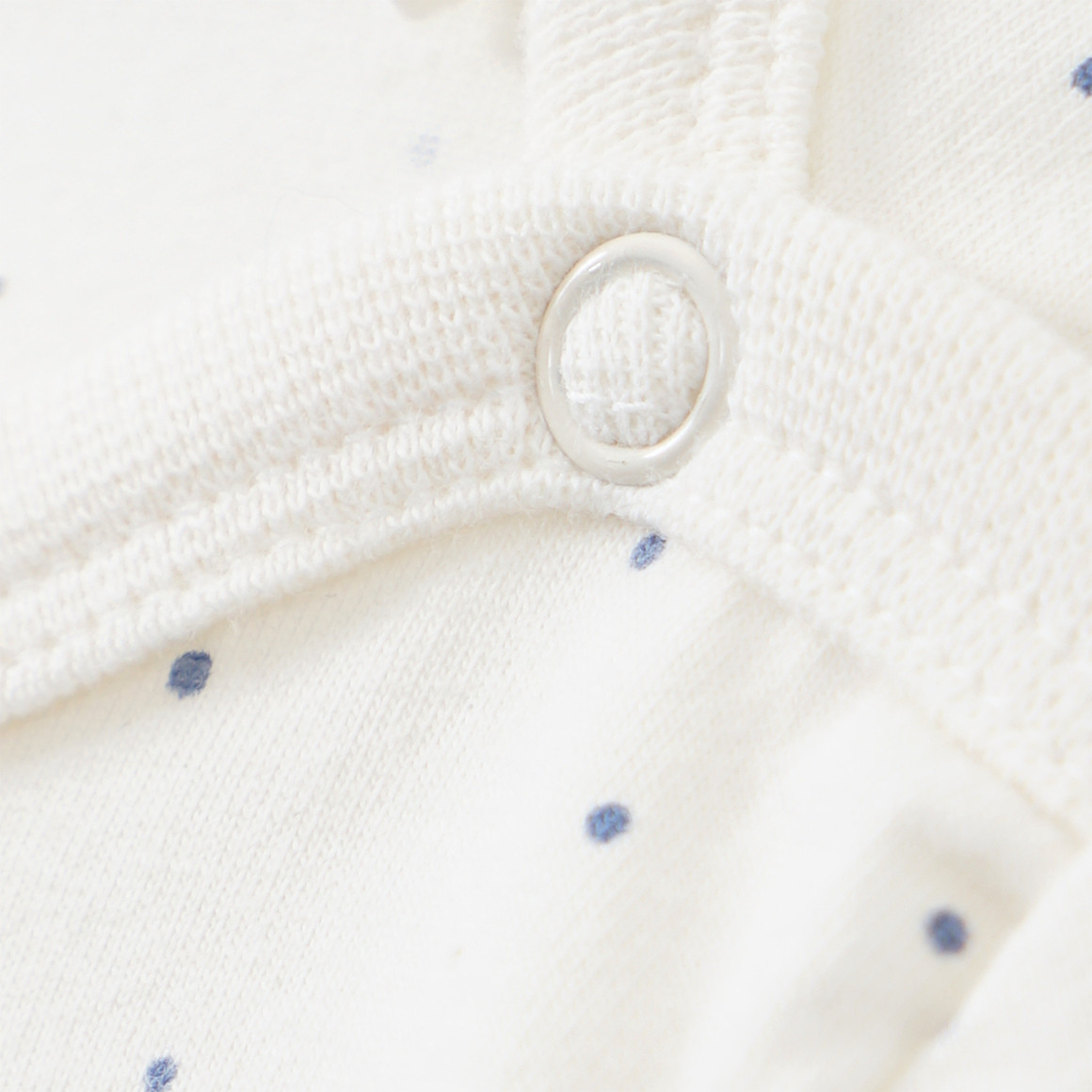 Newborn Strampler und Body mit Bio-Baumwolle