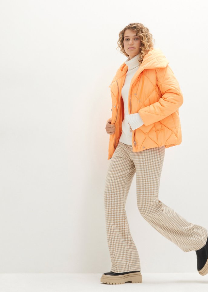 Steppjacke mit Kapuze