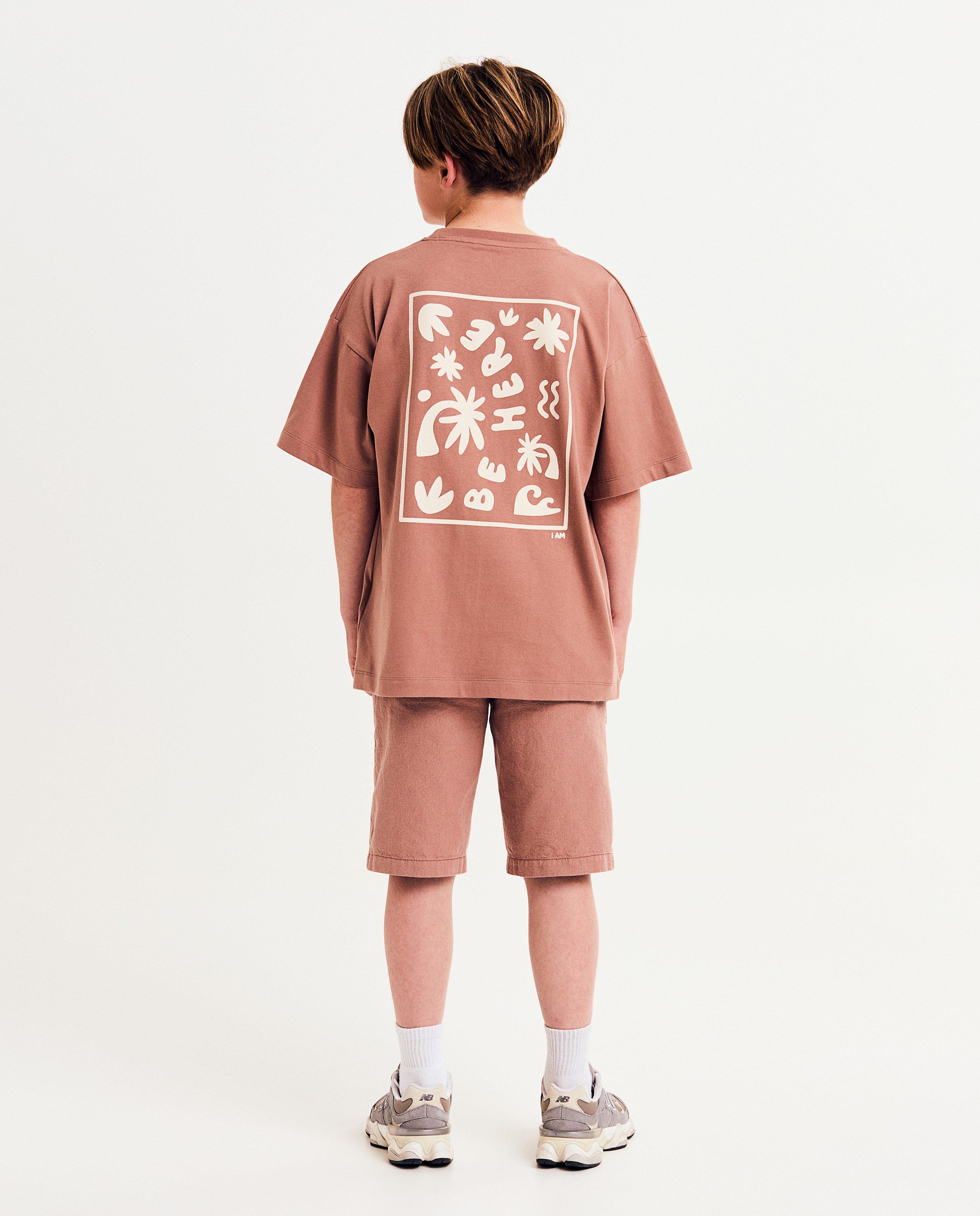 Tricou I AM din bumbac organic cu imprimeu pe spate, 128-164 maro