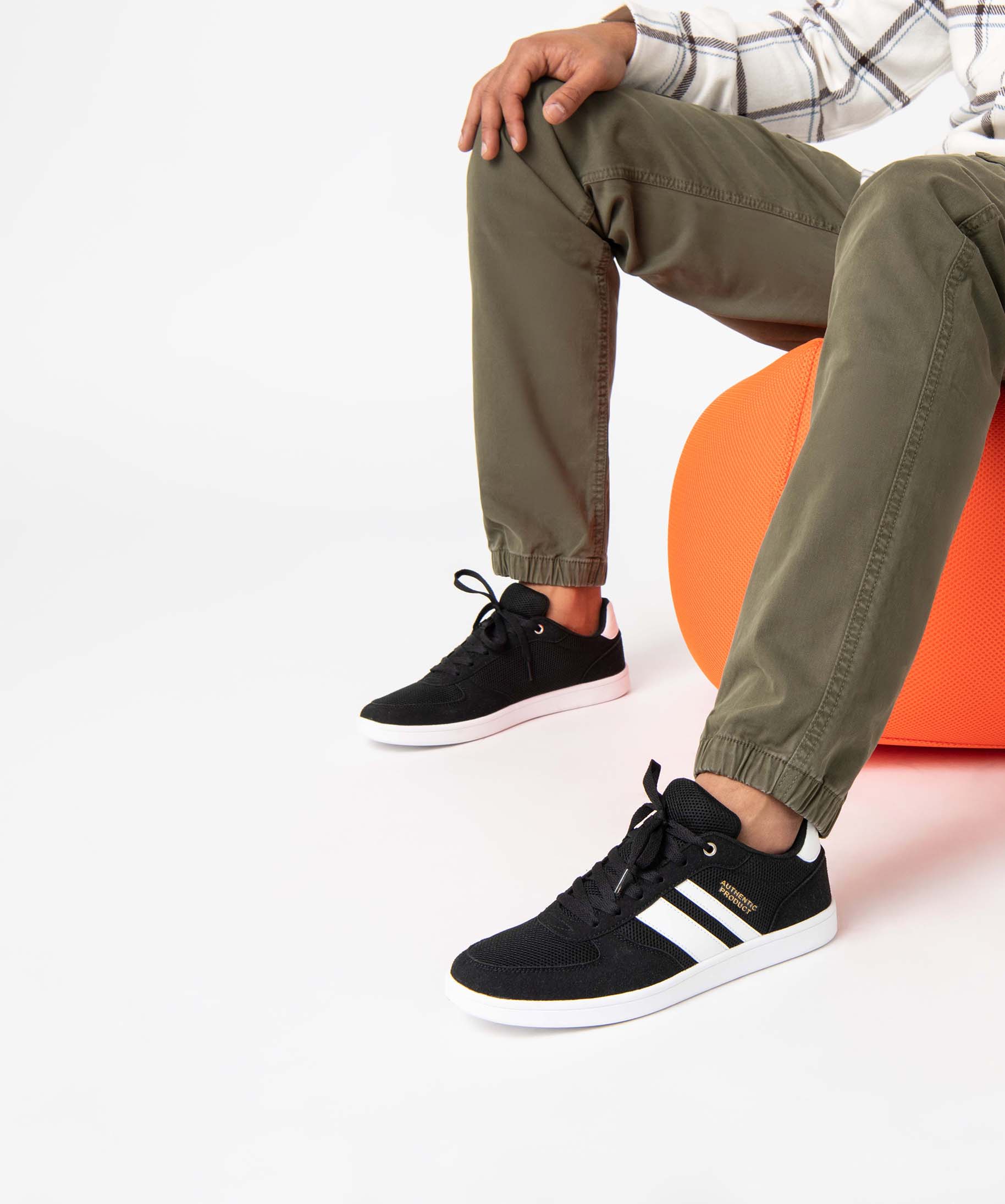 Baskets homme style casual bicolores à lacets noir | GEMO