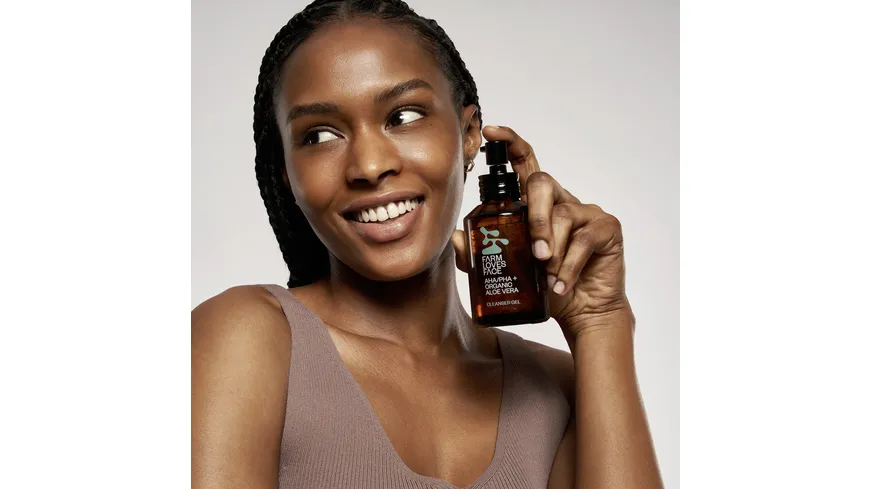 Farm loves Face AHA/PHA + Bio-Aloe Vera Reinigungsgel 120 ml