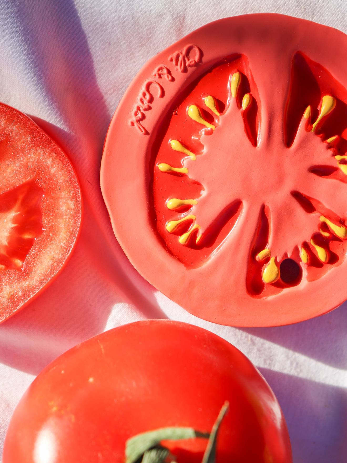 Oli & Carol Zahnungshilfe RENATO, DIE TOMATE OLI & CARO - rot