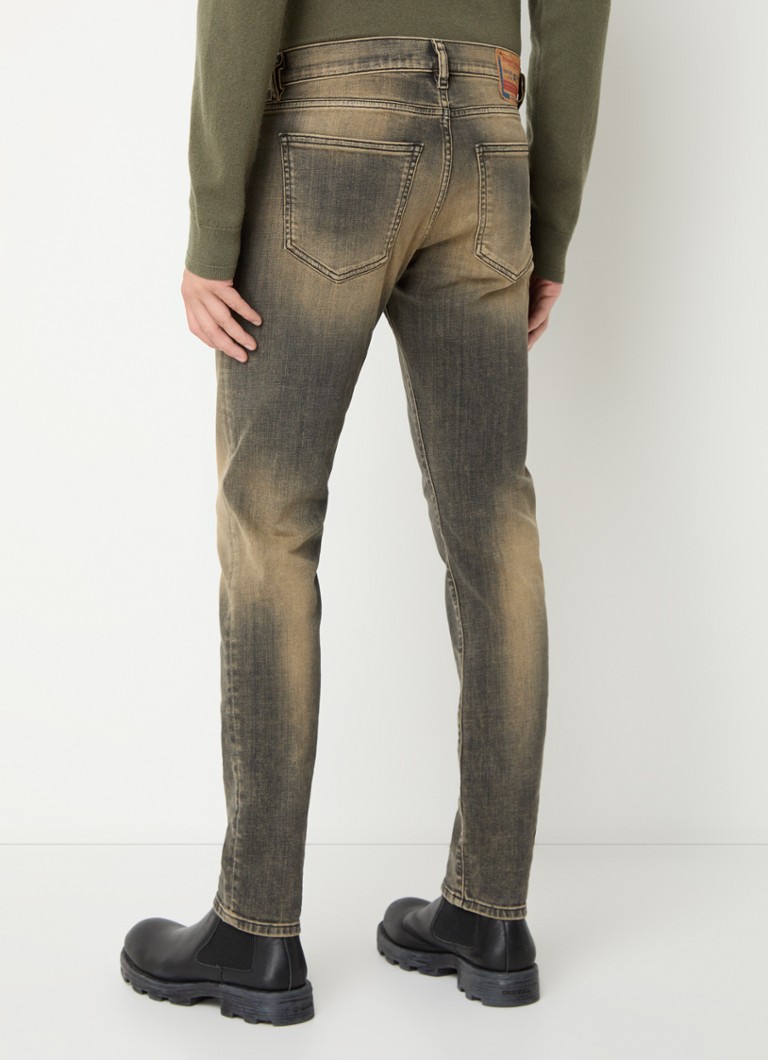 Jeansy Diesel D-strukt slim fit 2019 z kolorowym przetarciem